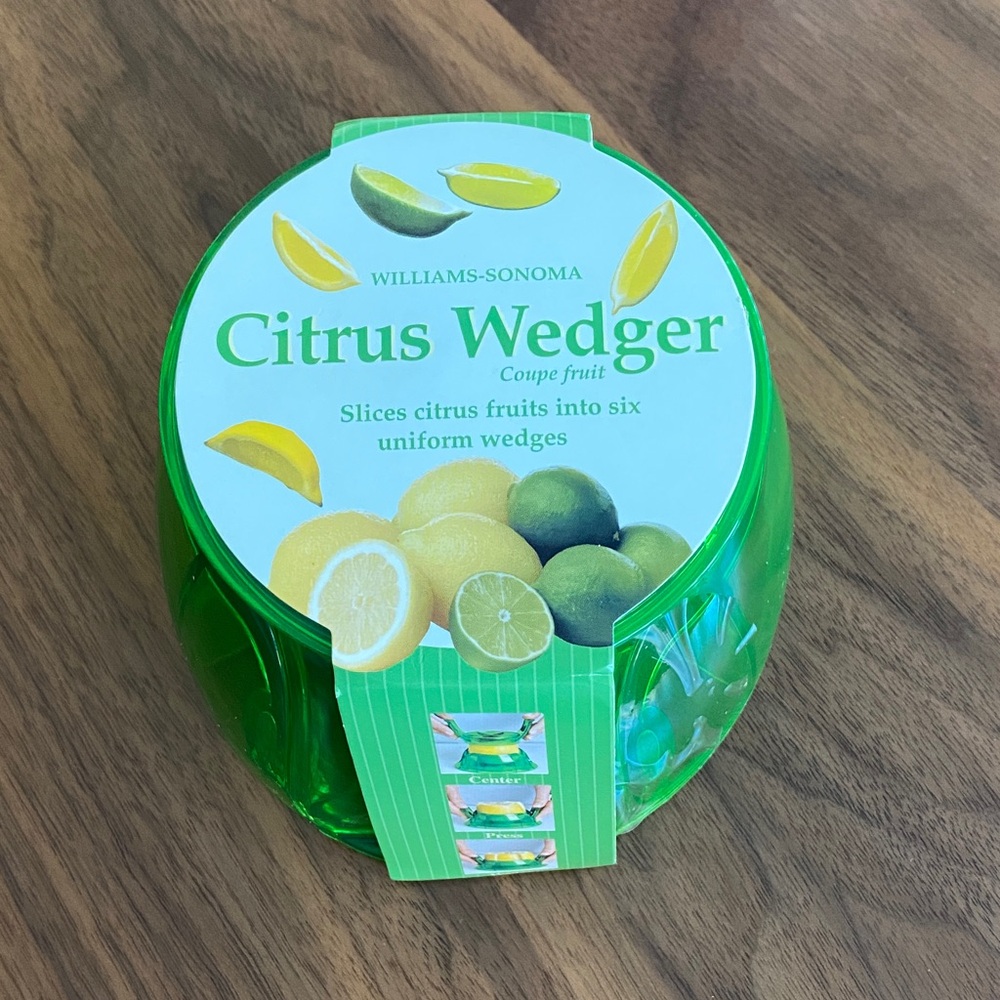 Williams Sonoma Green Citrus Wedger